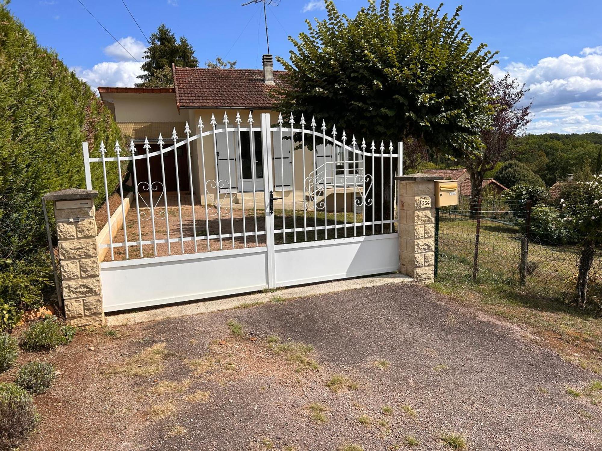 Maison Au Coeur Du Perigord Vert Javerlhac-et-la-Chapelle-Saint-Robert エクステリア 写真